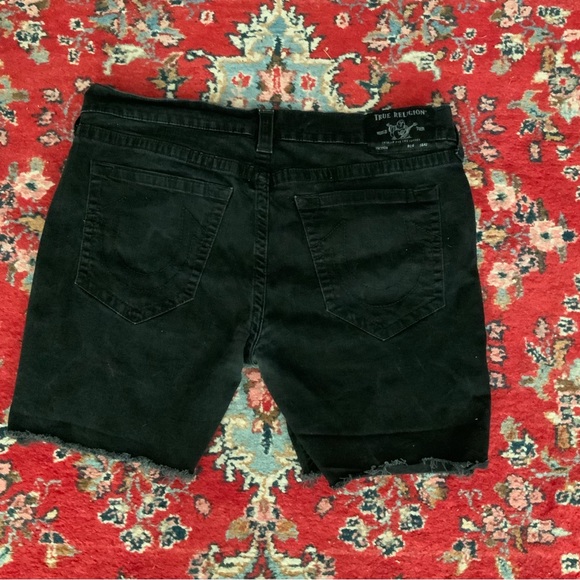 True Religion Ricky Black Relaxed Straight Cut Off Mens Jean Shorts Sz 40 - Picture 2 of 8